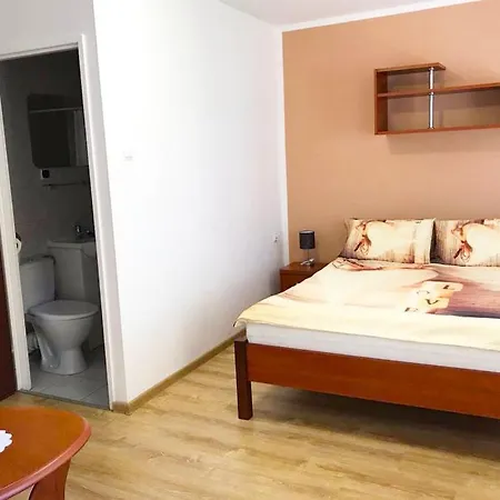 Homestay Dom Goscinny Kolobrzeg *